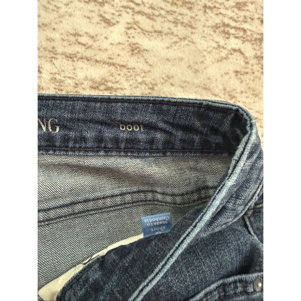 Simply Vera Vera Wang Women's Low-Rise Whiskering Faded Bootcut Jeans Blue Sz 6 - Picture 4 of 10